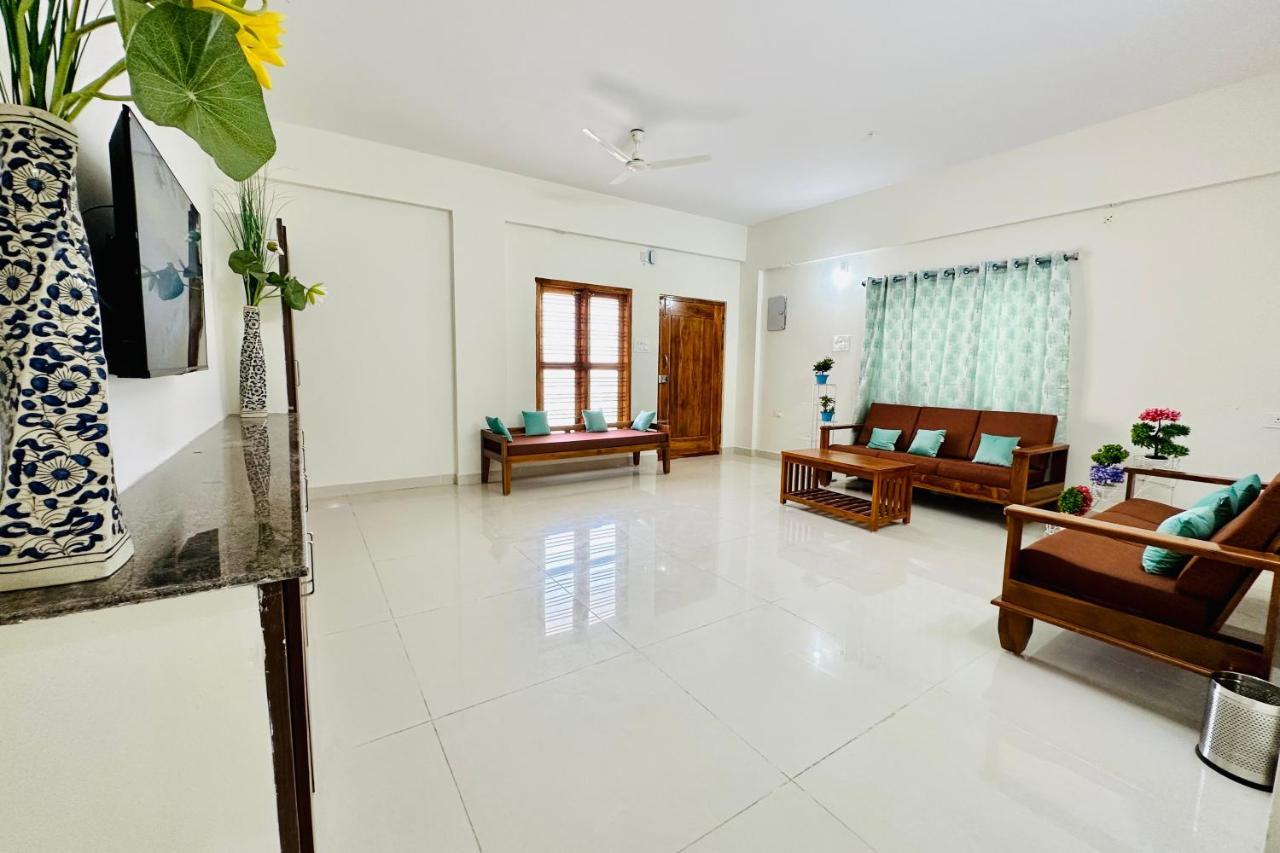 Tirupati Homestay - Ragunatha Resorts - 3Bhk Ac Apartments For Large Families - Free Breakfast - Flyover To Alipiri Gate - Wifi - Android Tv - - Easy Access To Visit All Temples Εξωτερικό φωτογραφία