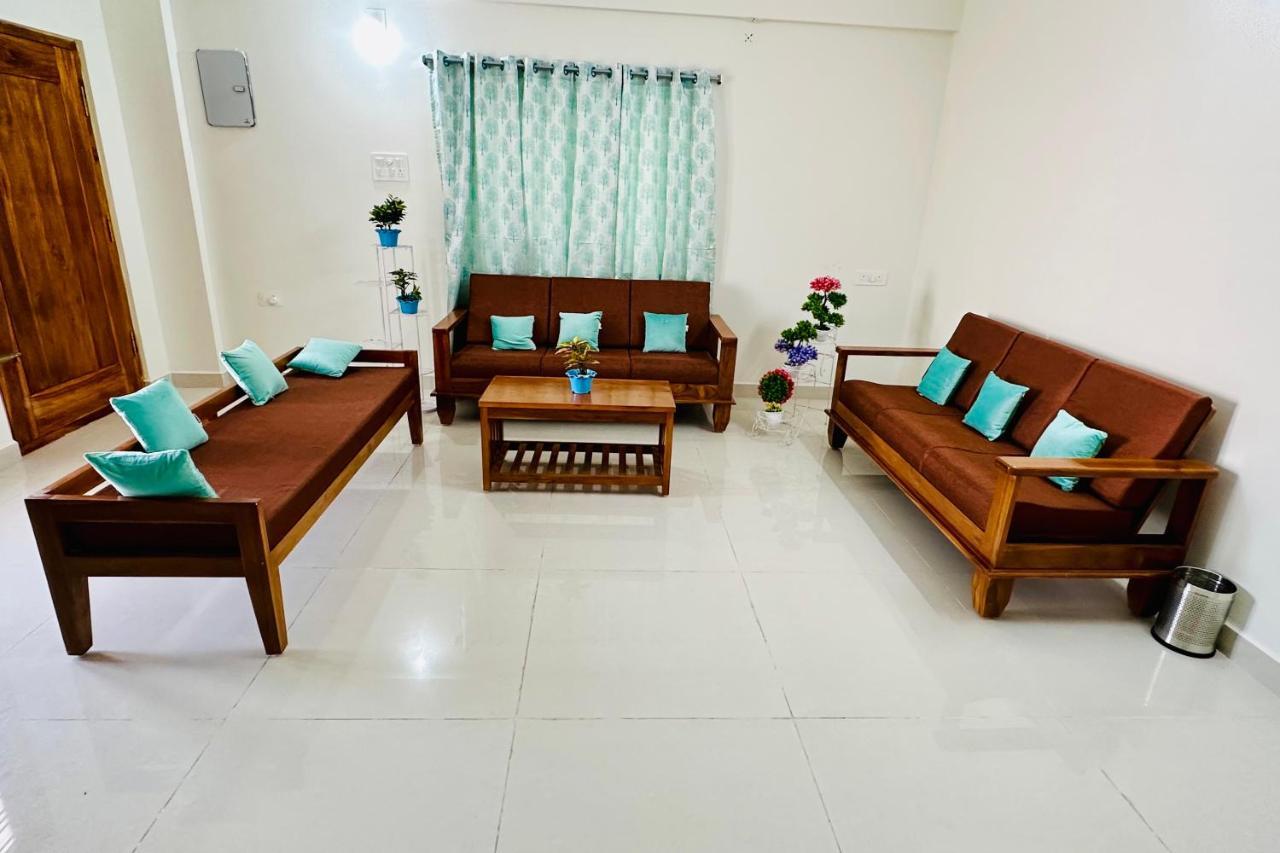 Tirupati Homestay - Ragunatha Resorts - 3Bhk Ac Apartments For Large Families - Free Breakfast - Flyover To Alipiri Gate - Wifi - Android Tv - - Easy Access To Visit All Temples Εξωτερικό φωτογραφία