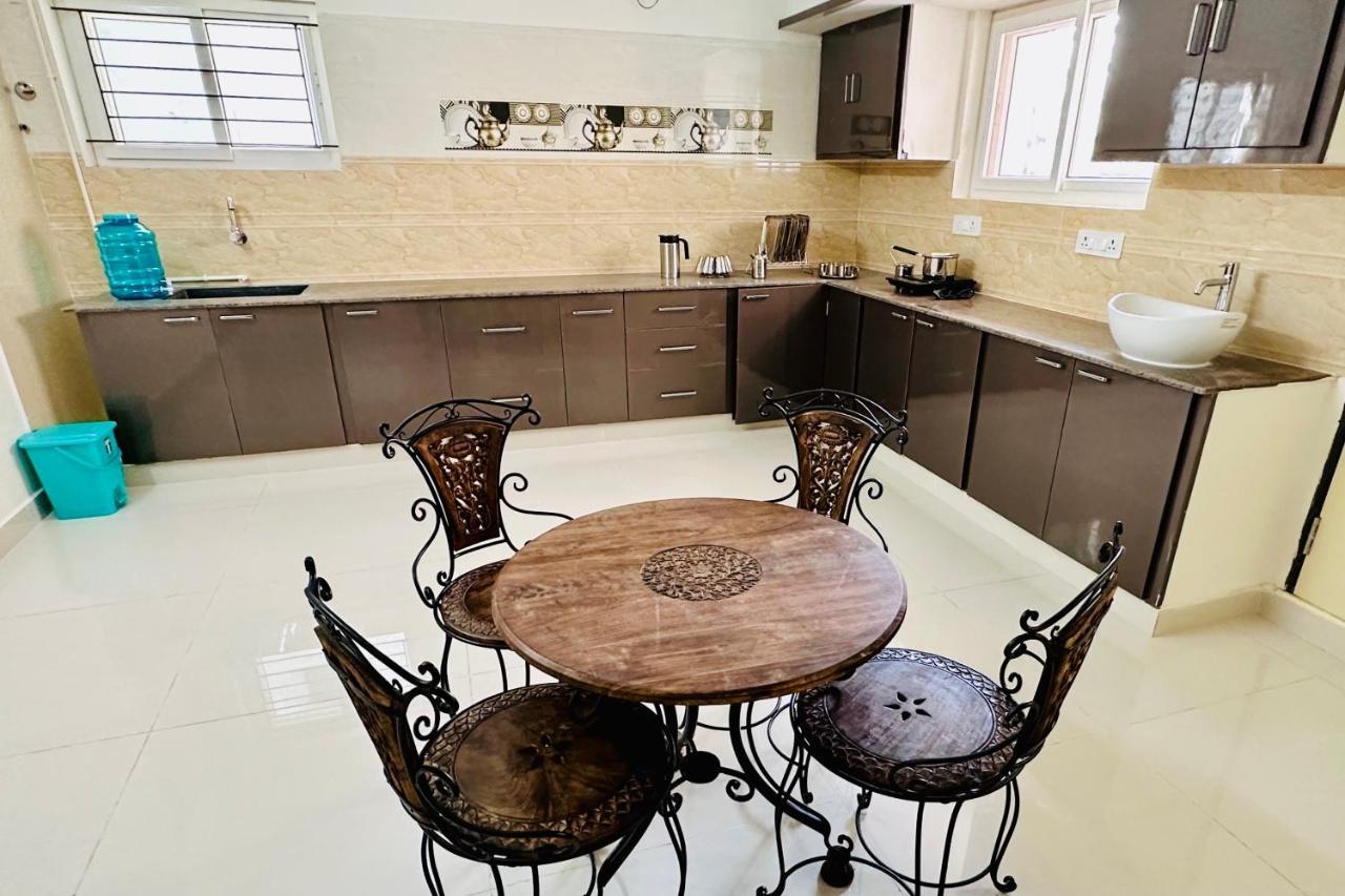 Tirupati Homestay - Ragunatha Resorts - 3Bhk Ac Apartments For Large Families - Free Breakfast - Flyover To Alipiri Gate - Wifi - Android Tv - - Easy Access To Visit All Temples Εξωτερικό φωτογραφία